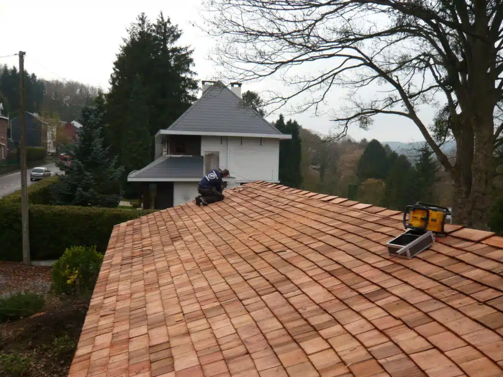 Ardoises en Châtaignier - ESNEUX